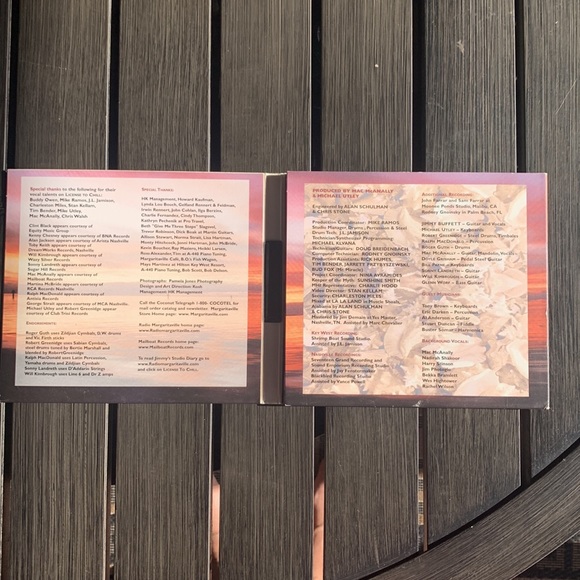 Jimmy Buffett License to Chill - Picture 2 of 4